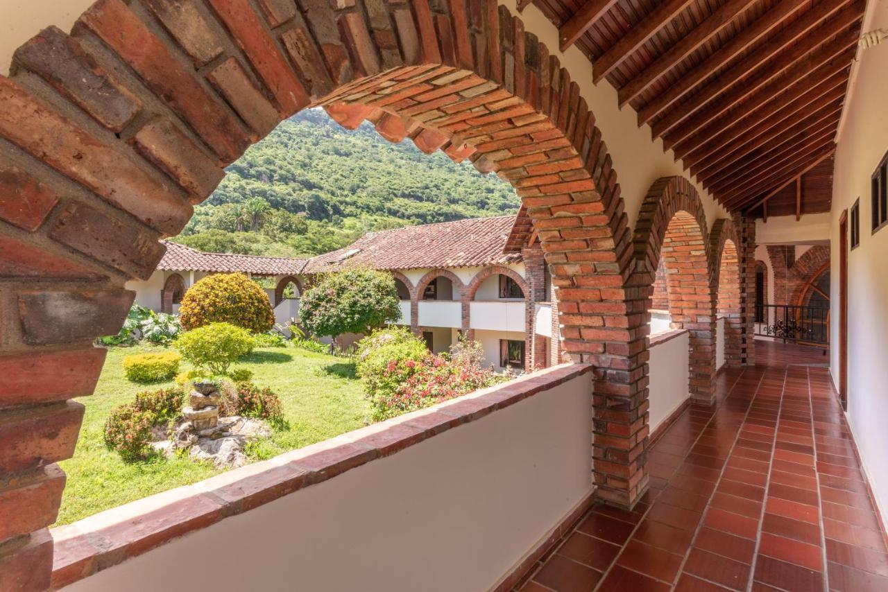 Hotel San Gil Campestre Экстерьер фото